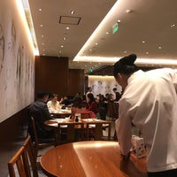 Photo taken at Din Tai Fung by Hi Y. on 12/22/2017