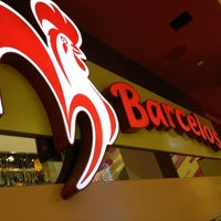 Photo taken at Barcelos Flame Grilled Chicken by Suli C. on 1/18/2013