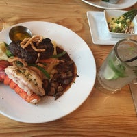 Photo taken at The DOCKS seafood + steak + oyster bar by 안민낙도 on 8/20/2016
