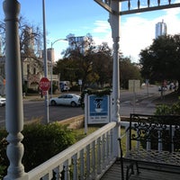 รูปภาพถ่ายที่ Tea Embassy โดย Michael M. เมื่อ 12/21/2012