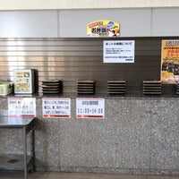 Photo taken at 箕面郵便局 by ひらかね on 8/9/2017