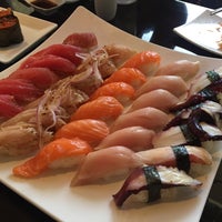 8/23/2015에 Linda L.님이 Piranha Sushi에서 찍은 사진