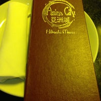 7/27/2013 tarihinde Kara D.ziyaretçi tarafından Asian City Restaurant'de çekilen fotoğraf