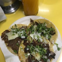 Photo taken at La Fogata / Tacos y Especialidades a la plancha by Lili C. on 2/6/2018