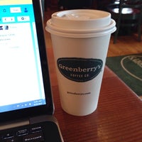 Photo taken at Greenberry&amp;#39;s Coffee &amp;amp; Tea Company by Veronica S. on 9/29/2014