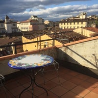 Снимок сделан в Hotel Residence Palazzo Ricasoli пользователем Mama H. 5/14/2019