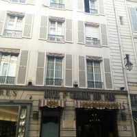 7/15/2016에 Elyess B.님이 Hôtel Villa Saint-Germain-des-Prés에서 찍은 사진