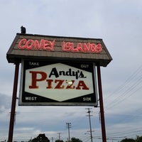 Das Foto wurde bei Andy&amp;#39;s Pizza and Coney Island von Andy&amp;#39;s Pizza and Coney Island am 12/15/2016 aufgenommen