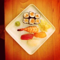 Photo taken at Hangi Sushi by Robert R. on 5/25/2013
