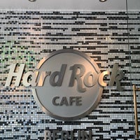 Photo taken at Hard Rock Cafe Berlin by Izalete M. on 5/13/2023