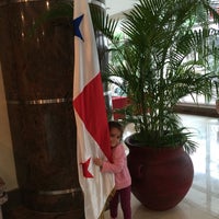 Foto diambil di Marriott Executive Apartments Panama City oleh Laura R. pada 7/3/2016