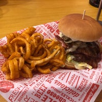 Das Foto wurde bei Big Daddy&#39;s Burger Bar von Michael H. am 9/15/2018 aufgenommen
