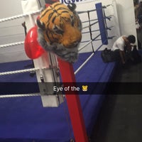 Photo taken at Tully&amp;#39;s Boxing Gym by Doni J. on 9/6/2016