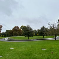 Photo taken at Diana Princess of Wales Memorial Fountain by James Z. on 10/20/2023