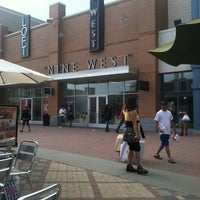nine west outlet nj