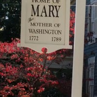 รูปภาพถ่ายที่ Mary Washington House โดย Tracy Y. เมื่อ 10/26/2014