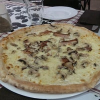 11/24/2017 tarihinde Ирина В.ziyaretçi tarafından il Grano pizzeria'de çekilen fotoğraf