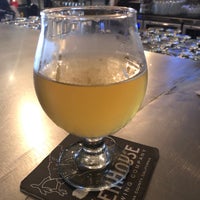 Photo taken at Diving Dog Brewhouse by Guillaume D. on 8/3/2018