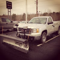 Foto tomada en Barlow Buick GMC  por Jamie G. el 2/5/2013