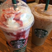 Photo taken at Starbucks by Minh on 8/24/2018
