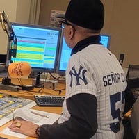 5/10/2024 tarihinde Señor C.ziyaretçi tarafından WNYC Radio'de çekilen fotoğraf
