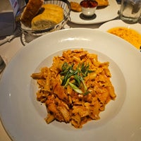 Photo taken at BRAVO! Cucina Italiana by Stephanie F. on 3/16/2024