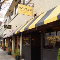 Foto scattata a Hooked Seafood Restaurant da Hooked Seafood Restaurant il 11/18/2013