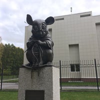 Photo taken at Памятник лабораторной мыши by Alexander S. on 9/26/2017