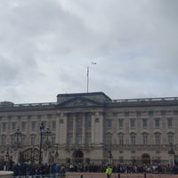 Photo taken at Buckingham Palace Gate by Ray Raul R. on 3/15/2024
