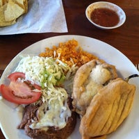 5/2/2014 tarihinde Nicole E.ziyaretçi tarafından La Torre Mexican Restaurant'de çekilen fotoğraf