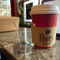 Das Foto wurde bei Peet&amp;#39;s Coffee &amp;amp; Tea von Glenn V. am 11/26/2021 aufgenommen