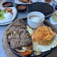 Снимок сделан в Iron Cactus Mexican Restaurant, Grill and Margarita Bar пользователем hooeyspewer .. 1/6/2024
