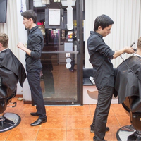 9/1/2015にRafaels B.がRafaels Barbershop Vintageで撮った写真