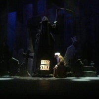Foto tomada en Theatre Memphis  por Becky el 11/29/2012