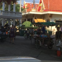 Photo taken at Wat Yu Di Bamgrung Tham (Wat Ao Ngoen) by Nudee on 2/11/2017