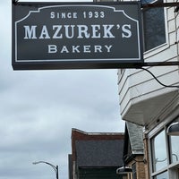 รูปภาพถ่ายที่ Mazurek&amp;#39;s Bakery โดย Geo L. เมื่อ 7/31/2022