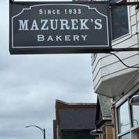 Foto tirada no(a) Mazurek&amp;#39;s Bakery por Geo L. em 5/4/2022