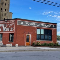 Photo taken at Wonder Coffeehouse by Geo L. on 10/16/2021