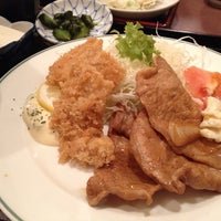 Photo taken at ギャラリー居酒屋 はるだんじ by Nachio on 8/26/2013