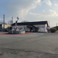 Photo taken at Yunomae Station by そよかぜ チ. on 12/31/2023