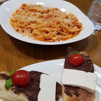10/27/2016에 Temenuga K.님이 Прясна паста (Fresh Pasta)에서 찍은 사진