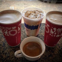 Снимок сделан в Peet&amp;#39;s Coffee &amp;amp; Tea пользователем Lotusstone 12/5/2015