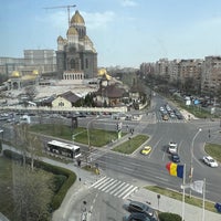 Foto tomada en JW Marriott Bucharest Grand Hotel  por Drake A. el 4/1/2022