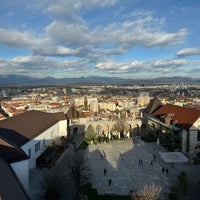 Снимок сделан в Ljubljanski Grad | Ljubljana Castle пользователем Drake A. 11/26/2023