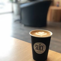 Foto diambil di Slice Cafe oleh Jody pada 2/6/2019