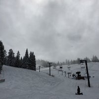 3/13/2016에 melissa t.님이 Dodge Ridge Ski Resort에서 찍은 사진