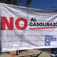 Photo taken at Gasolinería by Daniel A. on 1/21/2017
