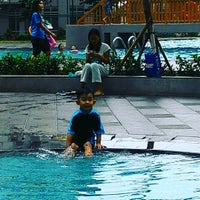 Photo taken at Green Bay Pluit&amp;#39;s Swimming Pool by Riady I. on 12/26/2015
