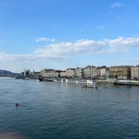 Photo taken at Liberty Bridge by かすみ汁 on 3/14/2024