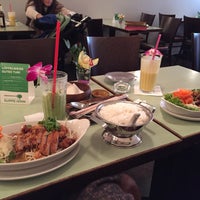 Photo taken at Papaya Thai Cuisine by Judy S. on 2/11/2017
